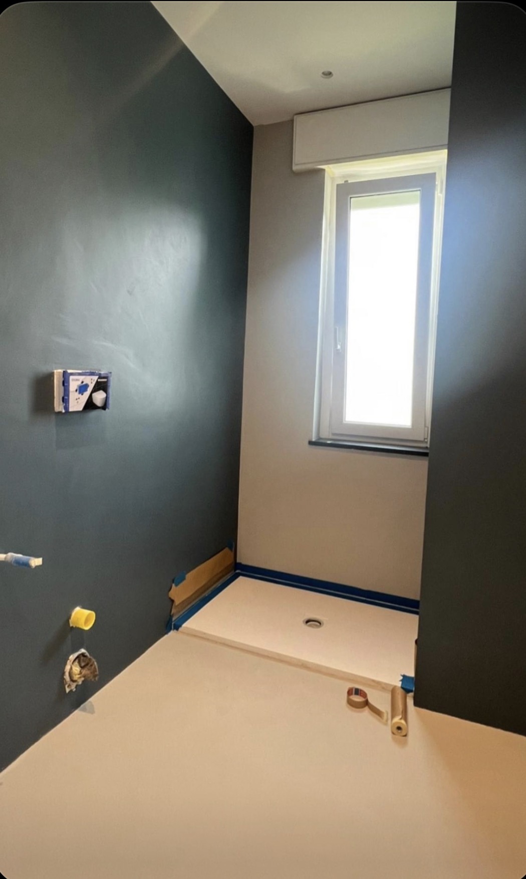 Bagno: pareti e zona doccia in lavorazione